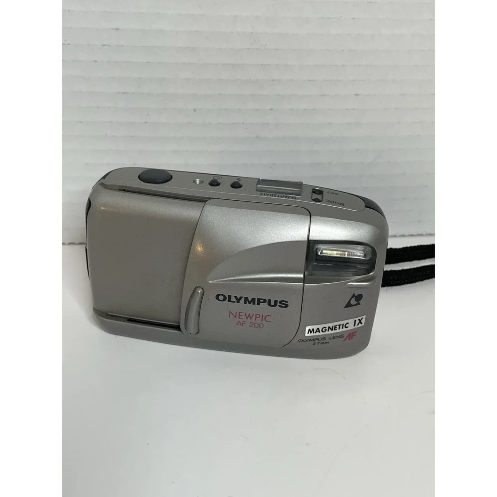 Olympus Newpic AF200 Silver Point & Shoot APS Film Camera 35mm Not Tested PARTS